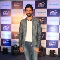 Farhan Akhtar - Farhan Akhtar and Shraddha Kapoor at the launch of Dulux new Color Range Photos | Picture 1445964