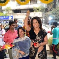 Neetu Chandra Launches Designer Sandhya Singh's Store Pictures | Picture 1448404