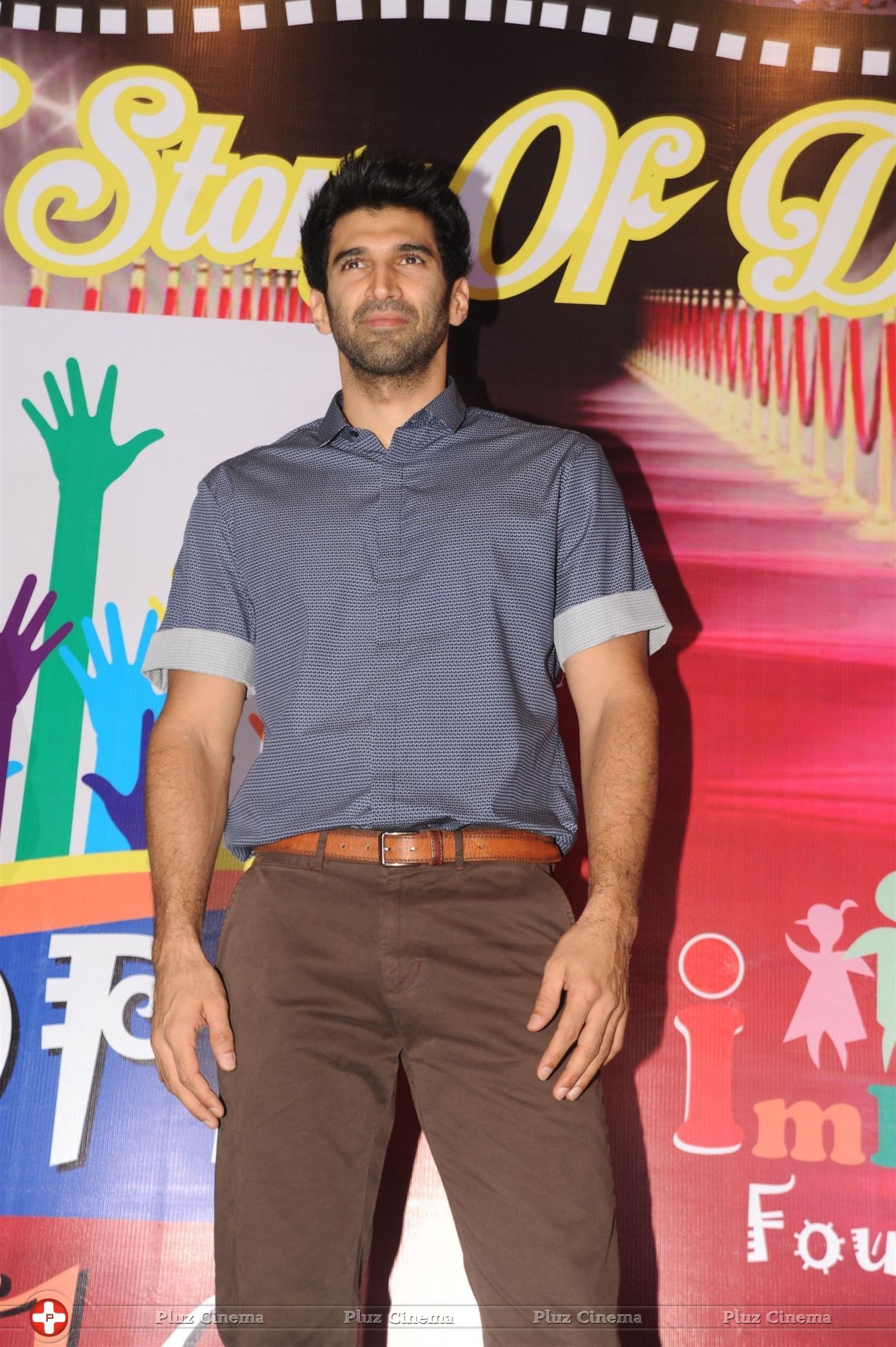 Aditya Roy Kapur - Celebs celebrate Christmas with Cancer Children Pictures | Picture 1450180