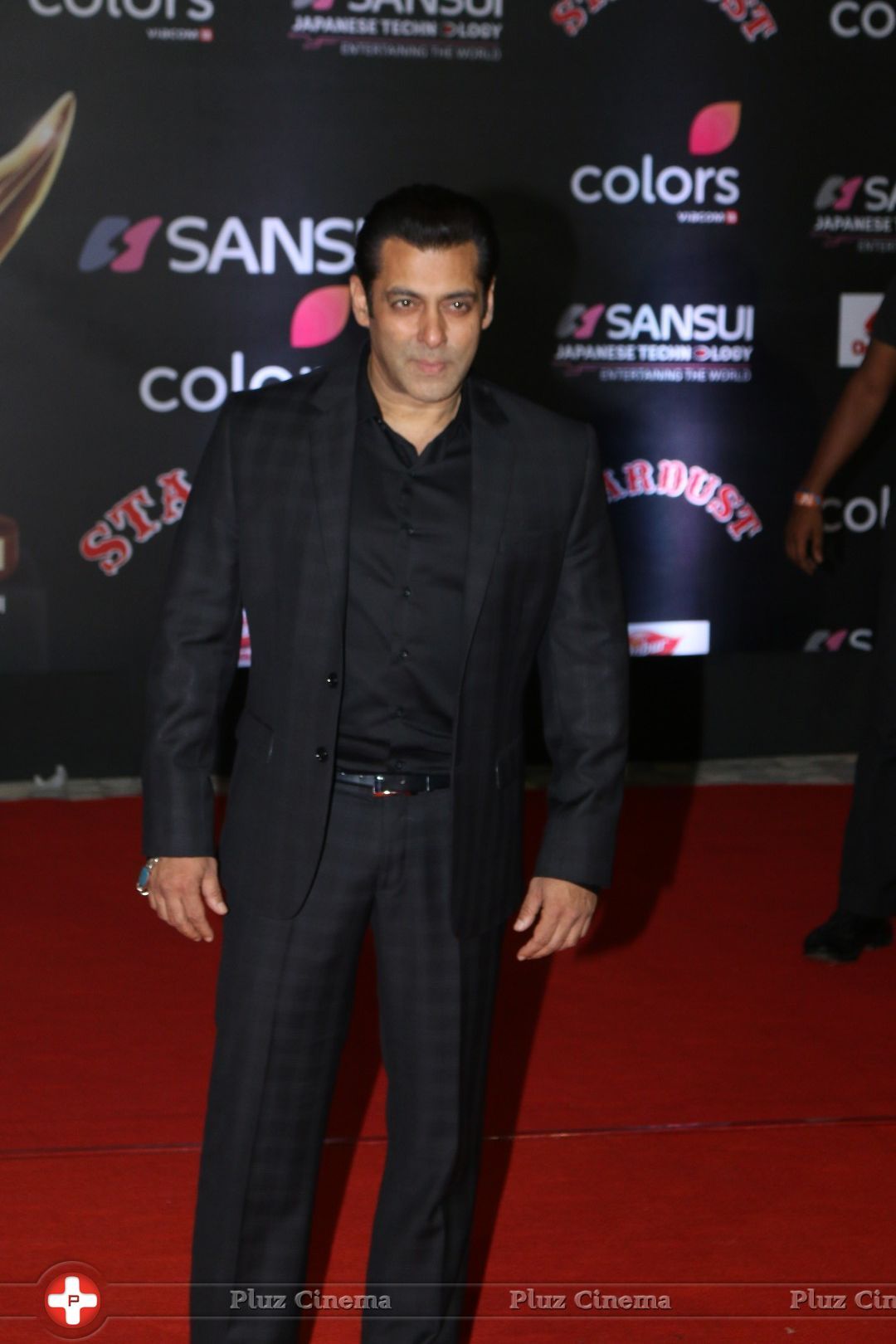Salman Khan - Red Carpet: Sansui Colors Stardust Awards 2016 Pictures | Picture 1450653