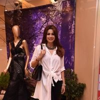 PICS: Celebrities attend preview of party wear collection by Esha Amin at Azva | Picture 1451814