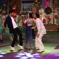 Sunny Leone on the sets of The Kapil Sharma Show Pictures | Picture 1453100
