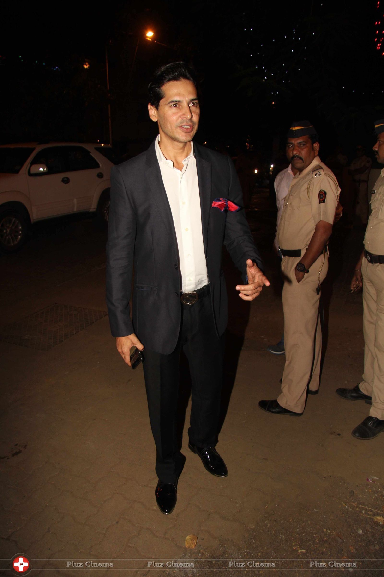 Dino Morea - PICS: Bollywood Celebs snapped at Christmas Midnight Mass | Picture 1454593