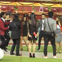 Sonakshi Sinha Enters Bigg Boss 10 House Pictures