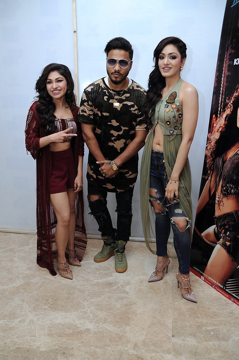 Mera Highway Star Song launch by Tulsi Kumar,Khushali Kumar and Raftaar Images | Picture 1491996