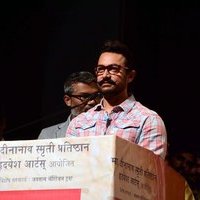 Aamir Khan - Aamir khan on the Occasion Of 75th Punyatithi Of Master Dinanath Mangeshkar Images | Picture 1495278