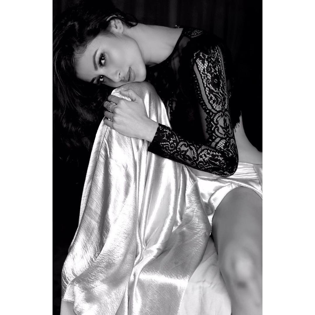 Mouni Roy Hot and Sexy Pics From Latest Photoshoot | Picture 1523402