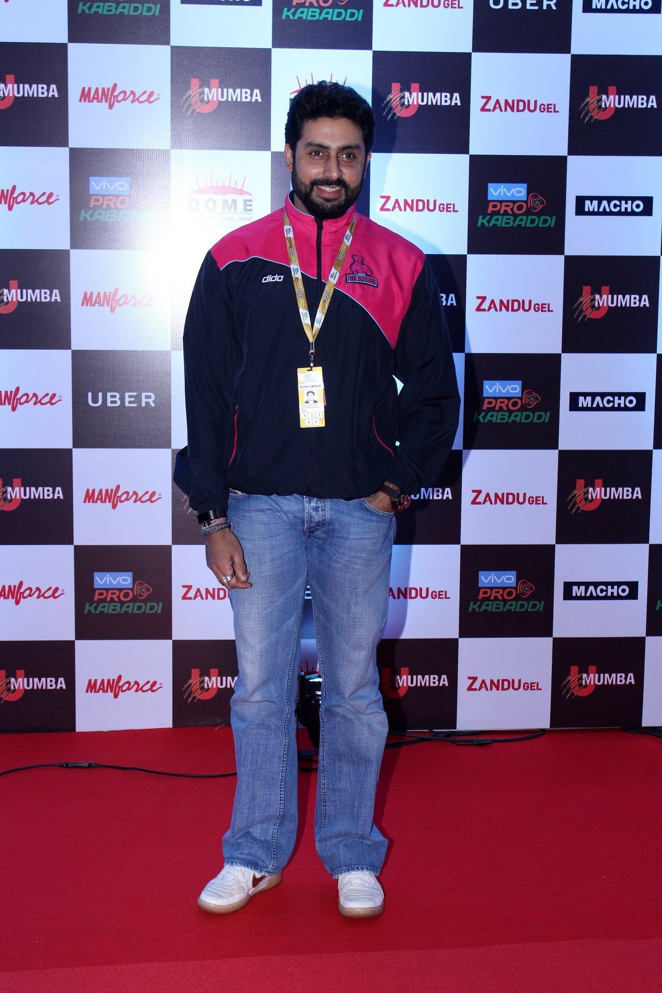 Abhishek Bachchan - In Pics: Red Carpet Of Opening Day Of PRO KABADDI Match In Mumbai | Picture 1524303
