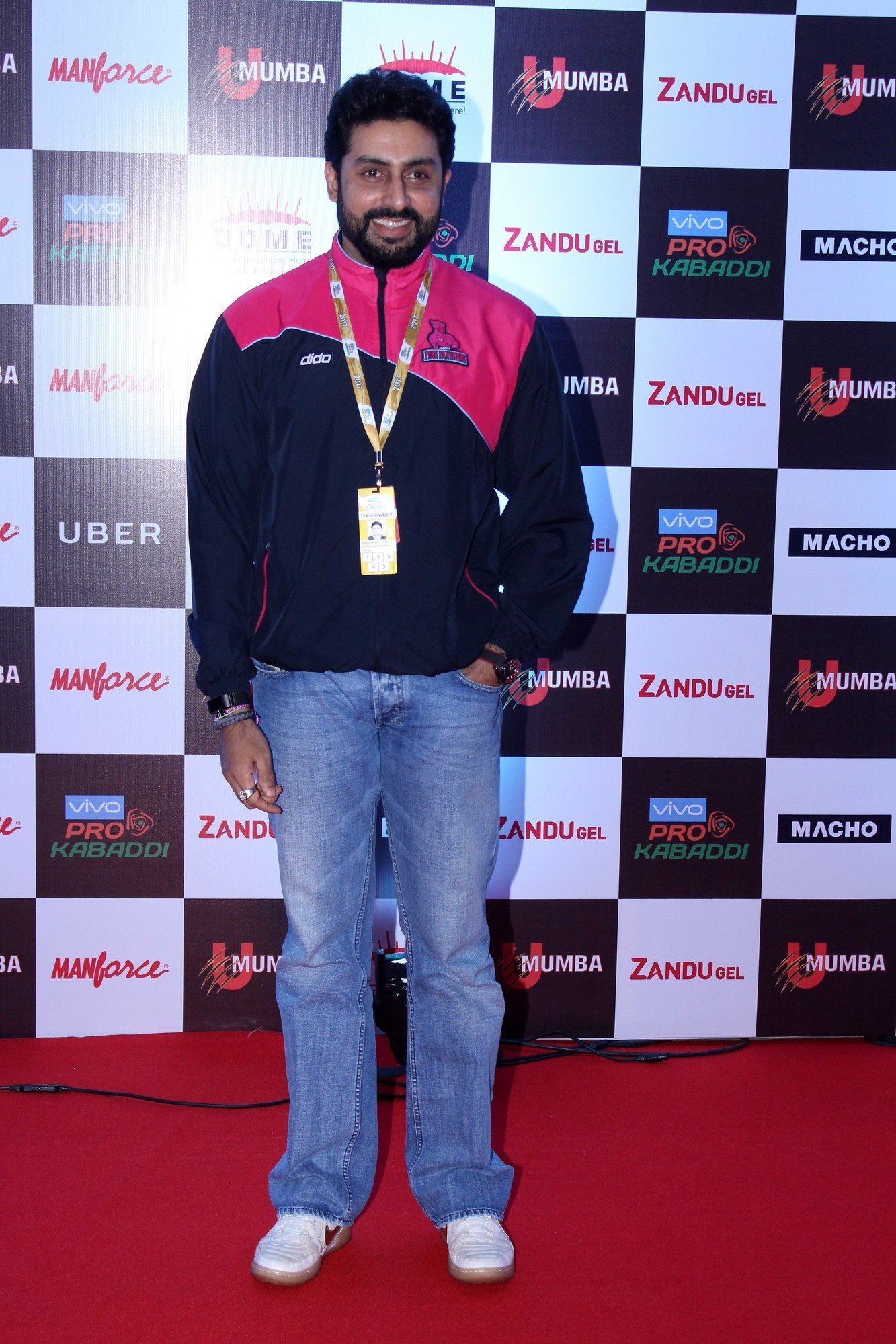 Abhishek Bachchan - In Pics: Red Carpet Of Opening Day Of PRO KABADDI Match In Mumbai | Picture 1524304