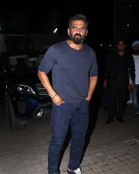 Sunil Shetty - In Pics: The Red Carpet Of Special Screening Of Movie 'A Gentleman'