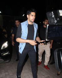Sidharth Malhotra - In Pics: The Red Carpet Of Special Screening Of Movie 'A Gentleman' | Picture 1524395