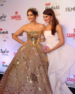 Photos: Celebs at Red Carpet Of Filmfare Glamour & Style Awards 2017 | Picture 1548156