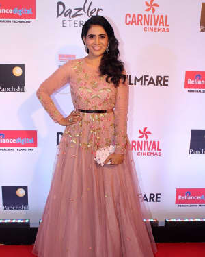 Photos: Celebs at Red Carpet Of Filmfare Glamour & Style Awards 2017 | Picture 1548081