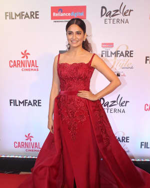 Kriti Kharbanda - Photos: Celebs at Red Carpet Of Filmfare Glamour & Style Awards 2017