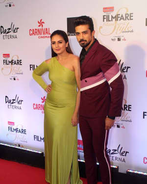 Photos: Celebs at Red Carpet Of Filmfare Glamour & Style Awards 2017 | Picture 1548172