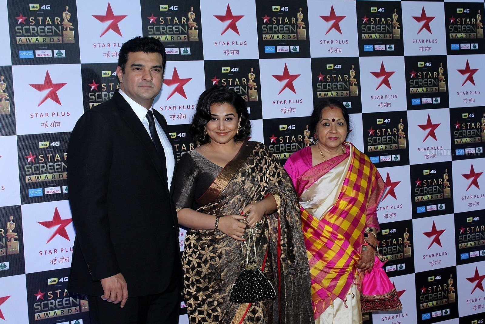 Photos: Celebs at Red Carpet Of Star Screen Awards | Picture 1548857