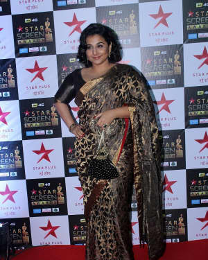 Vidya Balan - Photos: Celebs at Red Carpet Of Star Screen Awards
