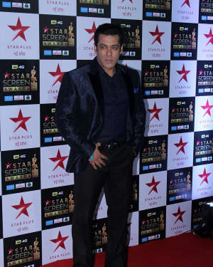 Salman Khan - Photos: Celebs at Red Carpet Of Star Screen Awards | Picture 1548861