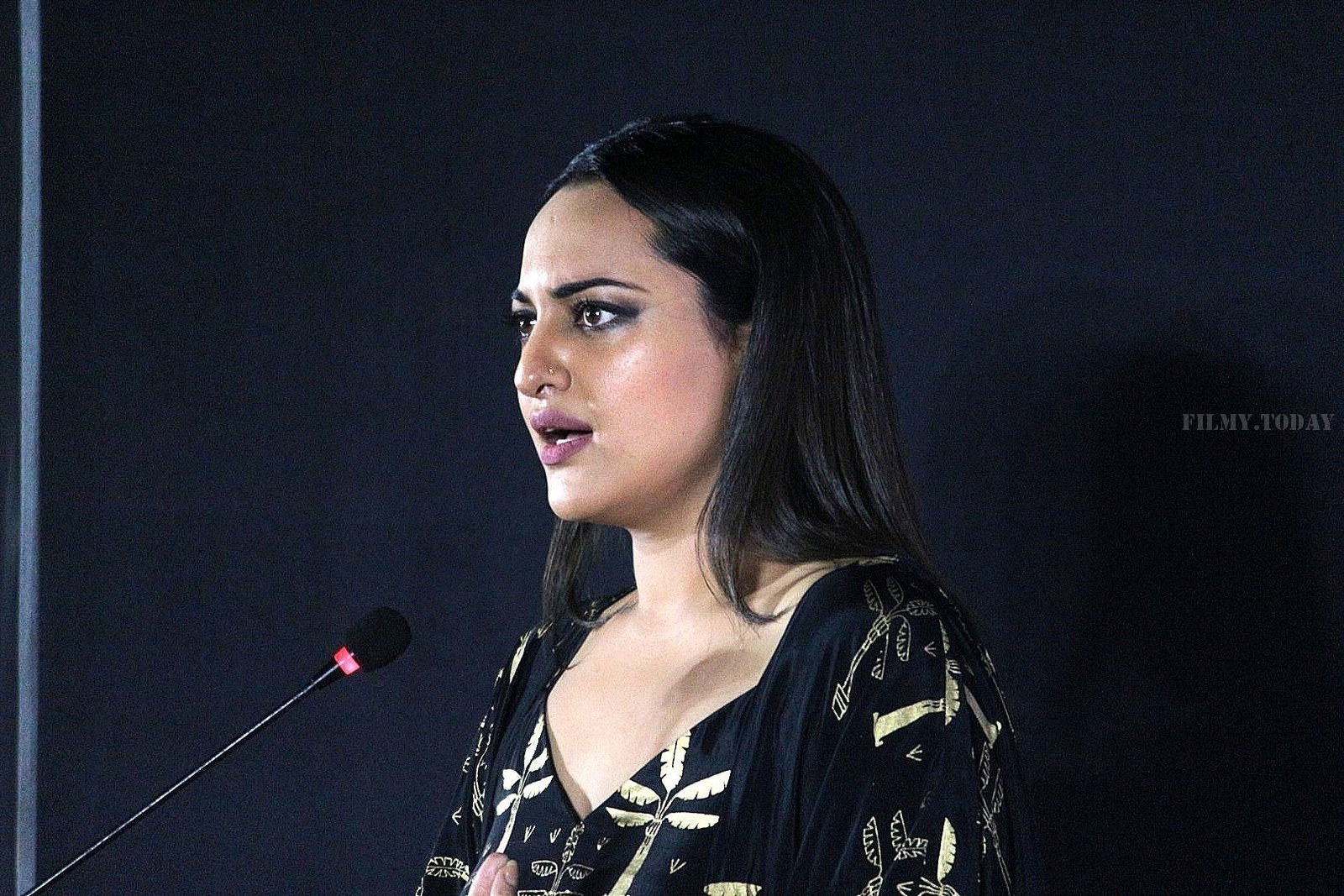 Sonakshi Sinha - Photos: The Awards Night For Its Short Film Festival Based On Women's Safety & Empowerment | Picture 1549857