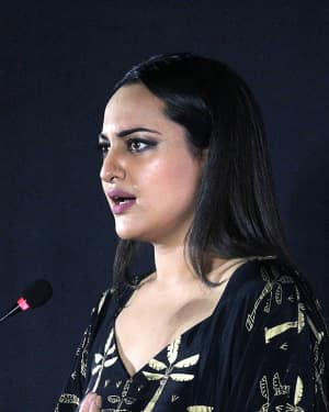 Sonakshi Sinha - Photos: The Awards Night For Its Short Film Festival Based On Women's Safety & Empowerment | Picture 1549857