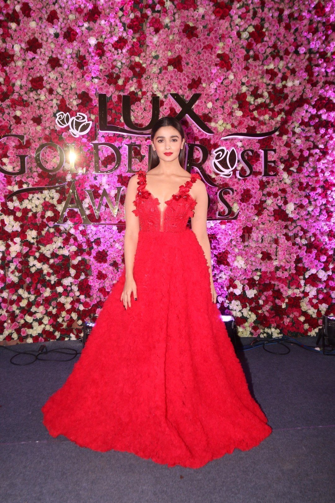 Alia Bhatt - Photos: Red Carpet Of Lux Golden Rose Awards 2017 | Picture 1550296