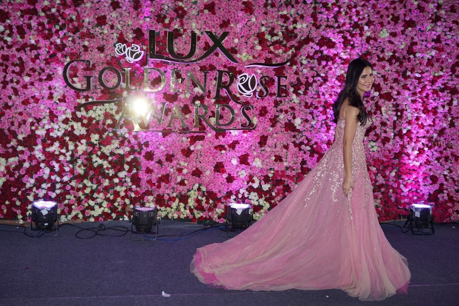 Katrina Kaif - Photos: Red Carpet Of Lux Golden Rose Awards 2017 | Picture 1550292