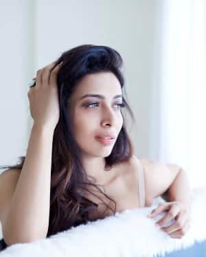 Photos: Heena Panchal goes Topless in her recent Photoshoot | Picture 1551933