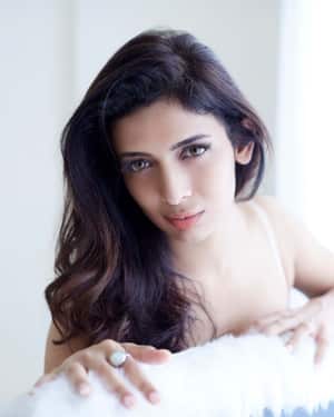 Photos: Heena Panchal goes Topless in her recent Photoshoot | Picture 1551934