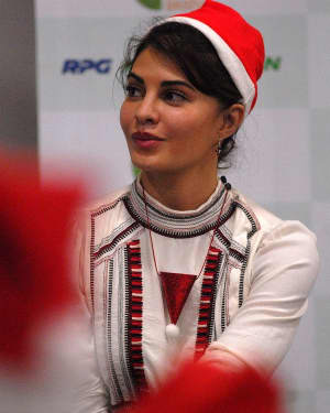 Photos: Jacqueline Fernandez Celebrates Christmas With RPG Foundation Children 'Pehlay Akshar' Initiative | Picture 1554676