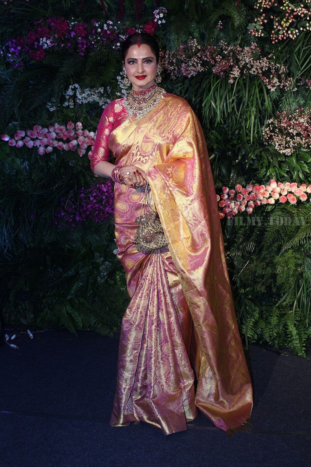 Rekha - Photos: Anushka Sharma And Virat Kohli's Wedding Celebration In Mumbai | Picture 1555152