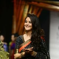 Preity Zinta - Celebs Ramp Walk at Lakme Fashion Week Summer/Resort 2017 Images | Picture 1469044