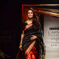 Preity Zinta - Celebs Ramp Walk at Lakme Fashion Week Summer/Resort 2017 Images | Picture 1469061