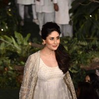 Kareena Kapoor - Lakme Fashion Week Summer Resort 2017 Grand Finale Images
