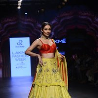 Malaika Arora Khan Ramp Walk In Lakme Fashion Week 2017 Grand Finale Photos | Picture 1470105