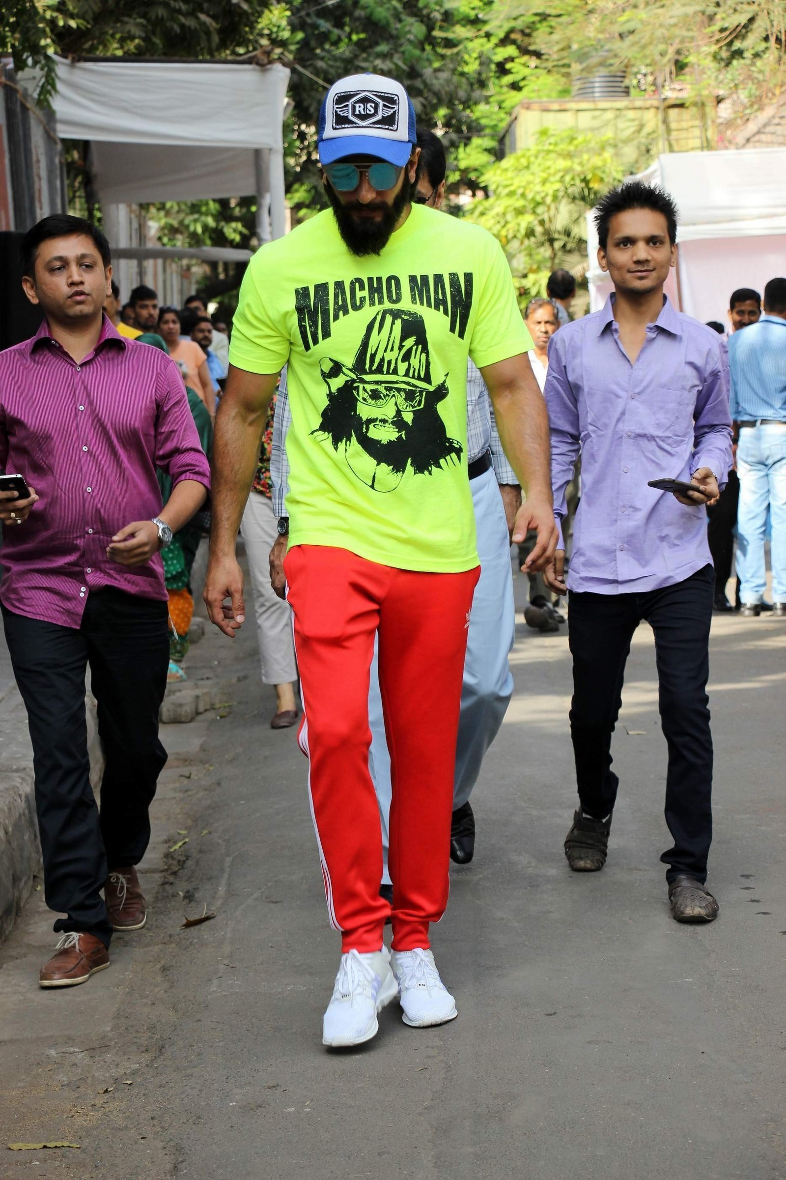 Ranveer Singh - Celebs Casting Their Votes In Bandra for BMC Elections 2017 Images | Picture 1474779
