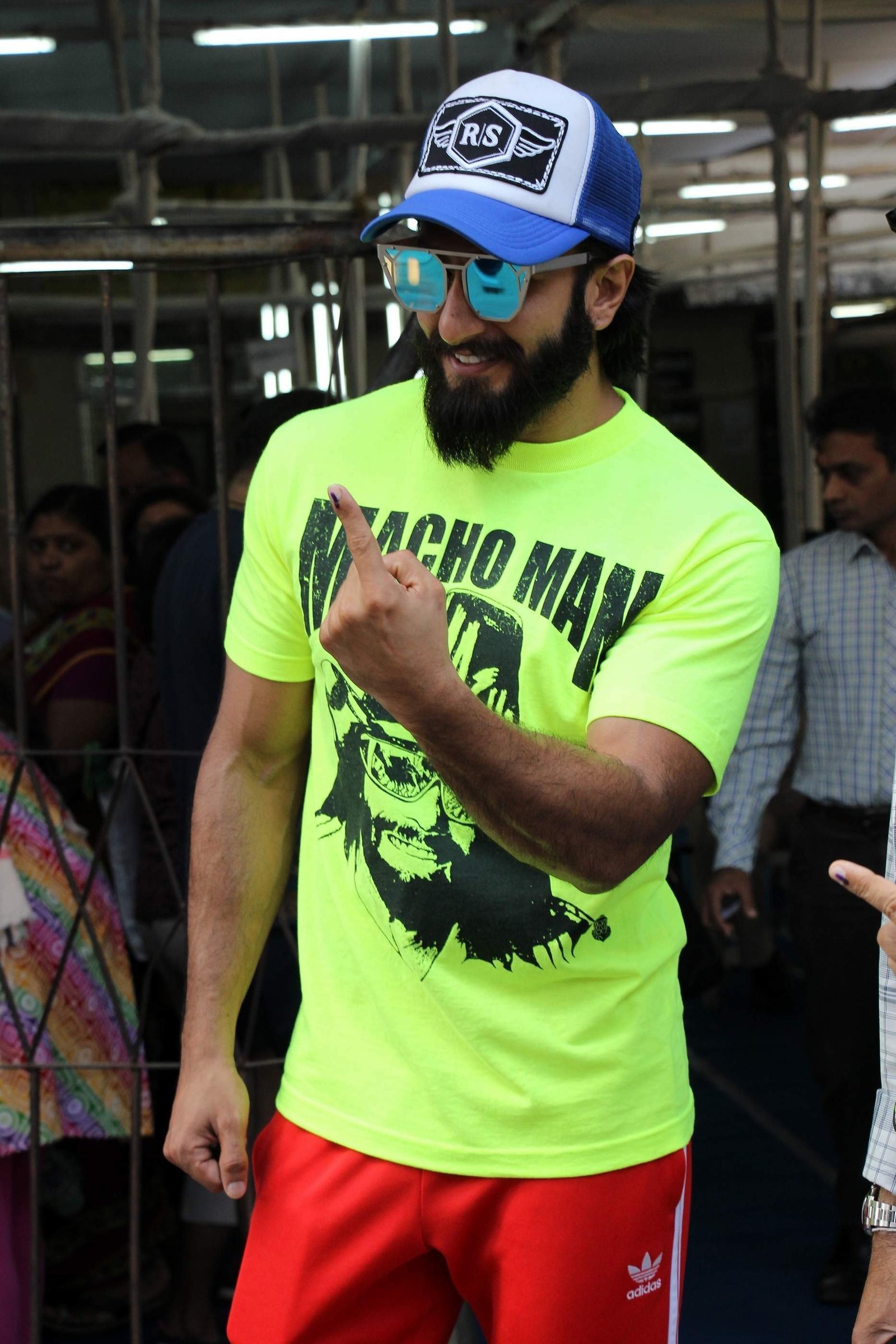 Ranveer Singh - Celebs Casting Their Votes In Bandra for BMC Elections 2017 Images | Picture 1474823