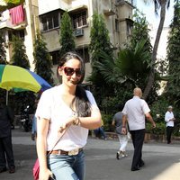 Celebs Casting Their Votes In Bandra for BMC Elections 2017 Images | Picture 1474791