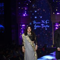 Celebs Walk Ramp For A Star-Studded Fashion Show In Aid of Cancer Patients Aid Association (CPAA) Images | Picture 1476979