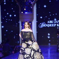 Celebs Walk Ramp For A Star-Studded Fashion Show In Aid of Cancer Patients Aid Association (CPAA) Images | Picture 1477017