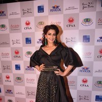 Sonali Bendre - Celebs Walk Ramp For A Star-Studded Fashion Show In Aid of Cancer Patients Aid Association (CPAA) Images | Picture 1476771