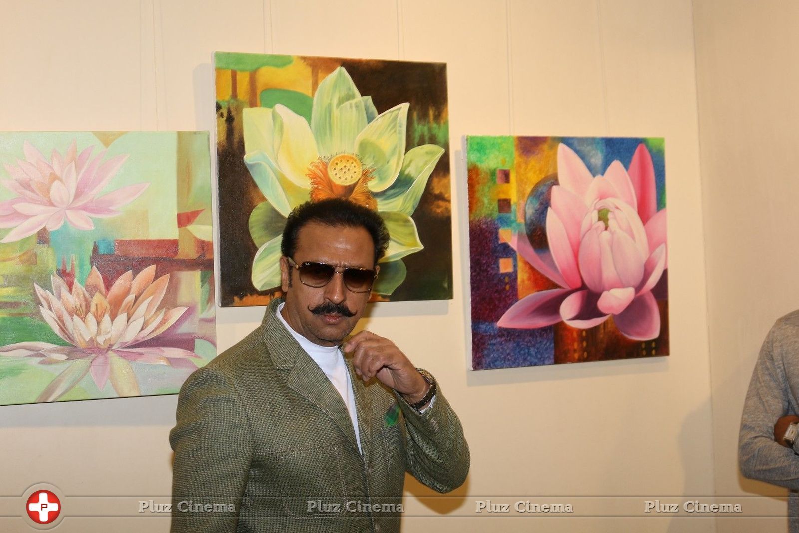 Gulshan Grover - Gulshan Grover At Inauguration Of Art Redfine Pics | Picture 1456652