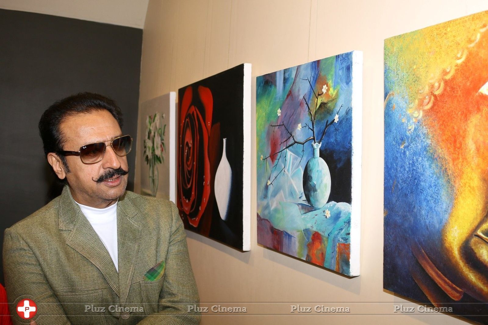 Gulshan Grover - Gulshan Grover At Inauguration Of Art Redfine Pics | Picture 1456648