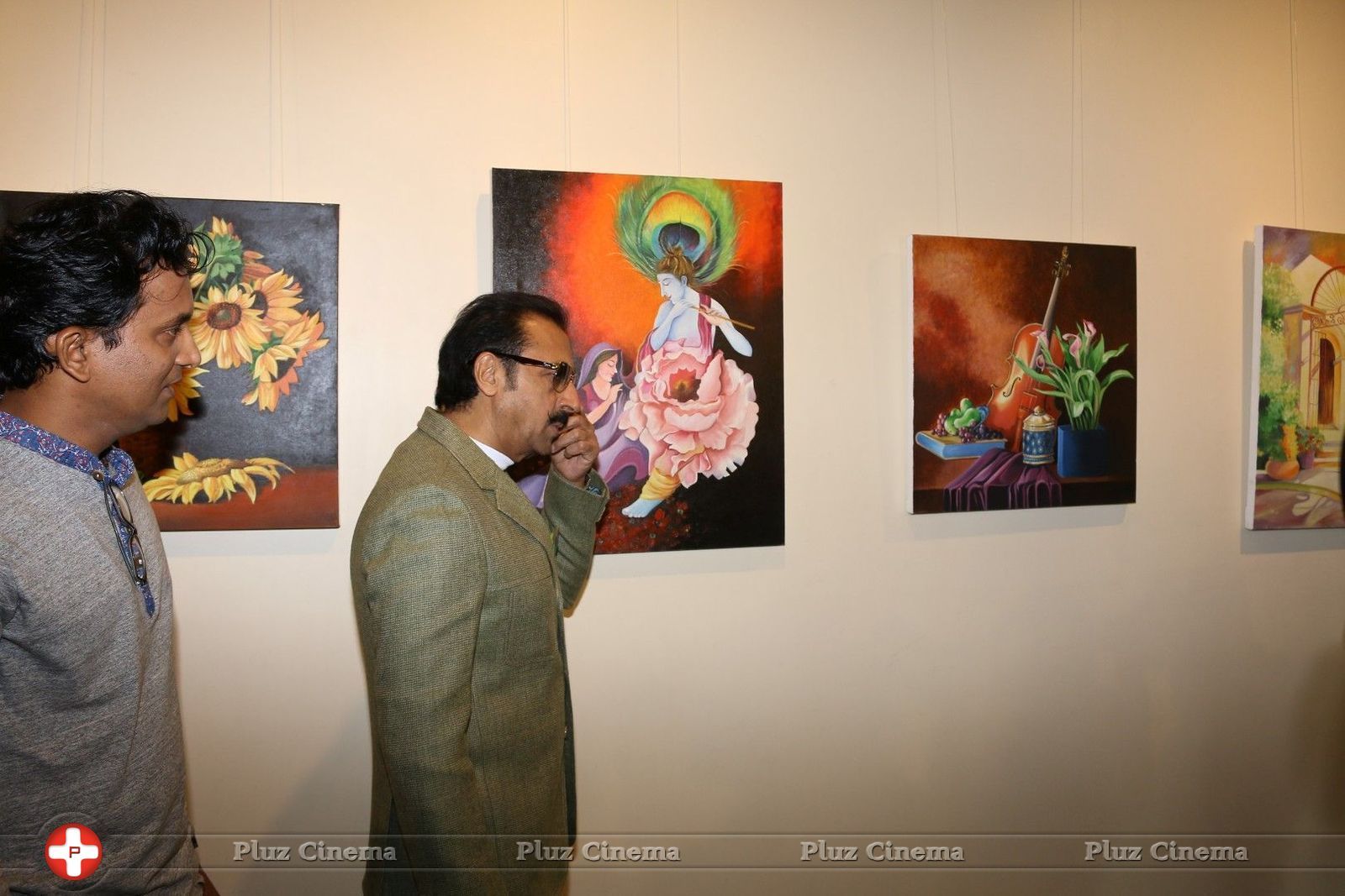 Gulshan Grover - Gulshan Grover At Inauguration Of Art Redfine Pics | Picture 1456643
