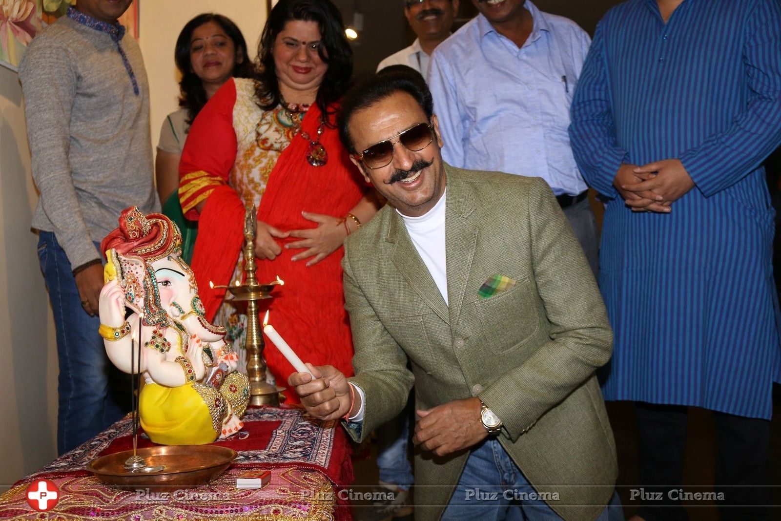 Gulshan Grover - Gulshan Grover At Inauguration Of Art Redfine Pics | Picture 1456634