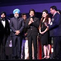 Shah Rukh Khan and Alia Bhatt At Archhar Kochar Fashion Show Pictures