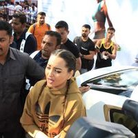 Sonakshi Sinha arrives to attend show on Bodybuilding and Fitness Pictures | Picture 1458535