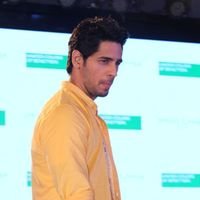 Sidharth Malhotra - Launch of United Colors of Benetton's Spring Summer 2017 Collection Photos | Picture 1462382