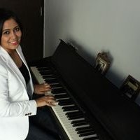 Singer Harshdeep Kaur Talk About Film Raees Song Zaalima Photos