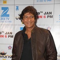 Bollywood Celebs on red carpet at Umang 2017 Photos