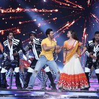 Top Bollywood Celebs performing at Mumbai Police Annual Show Umang 2017 Photos | Picture 1464420
